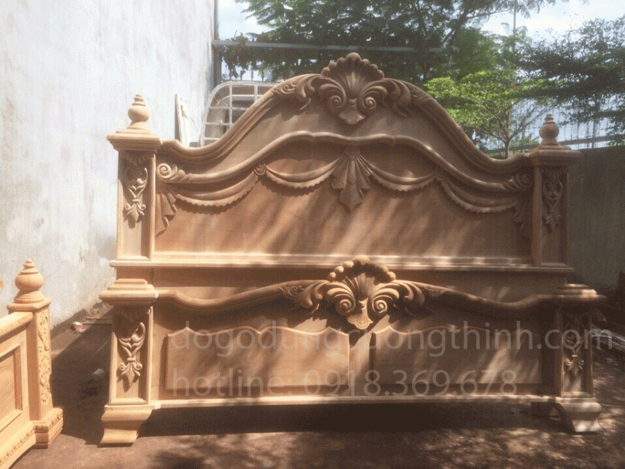 Giường ngủ tân cổ điển G21